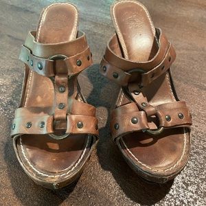 Women’s Frye dingo wedge sandals